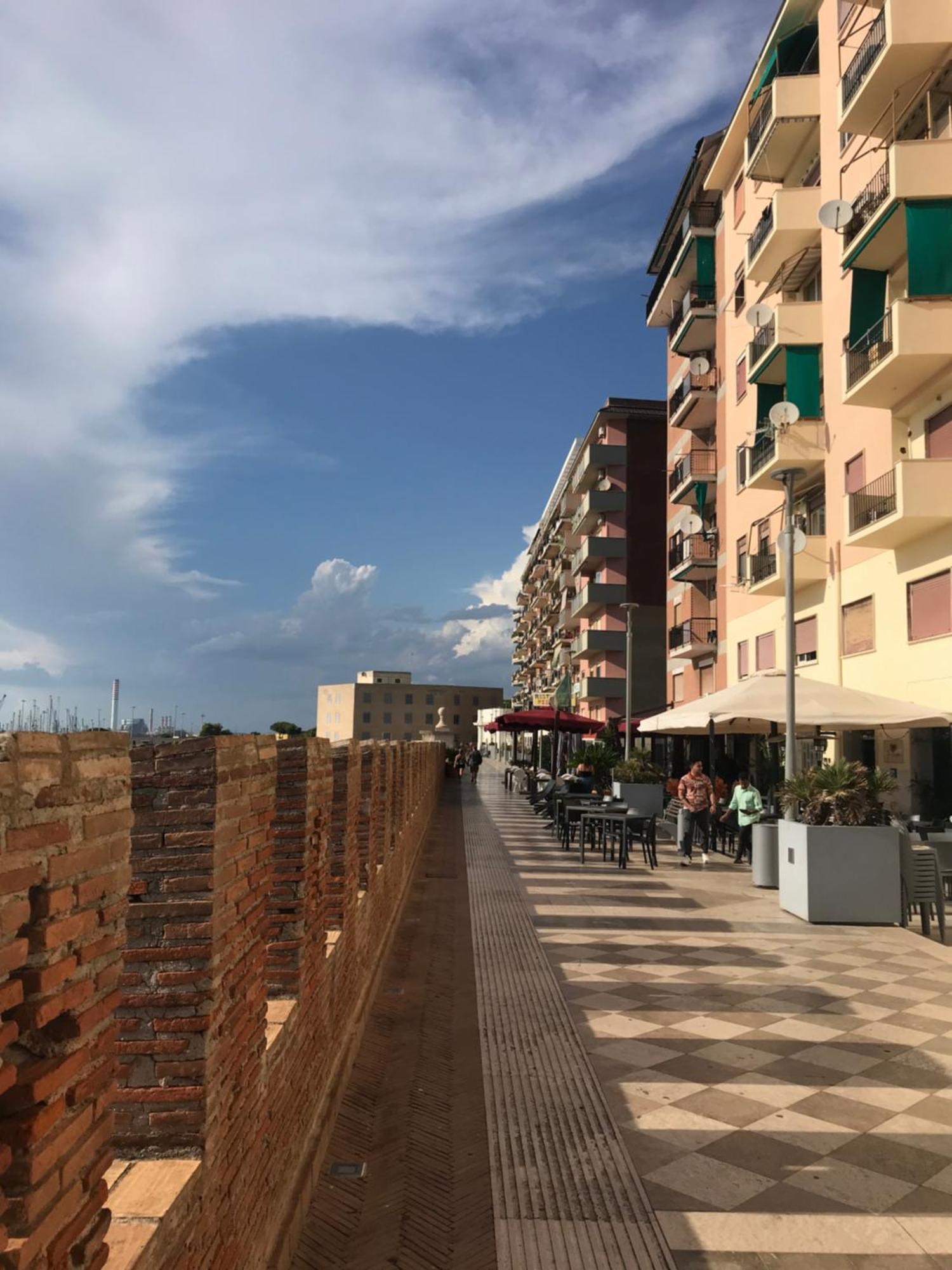 Sweet Dreams Hotel Civitavecchia Exterior foto